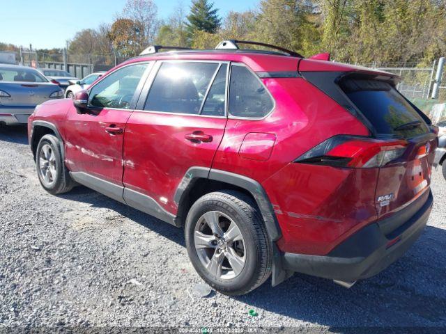 Toyota RAV4 Le Image 2