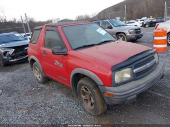  Salvage Chevrolet Tracker