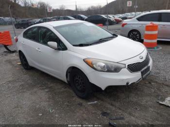  Salvage Kia Forte