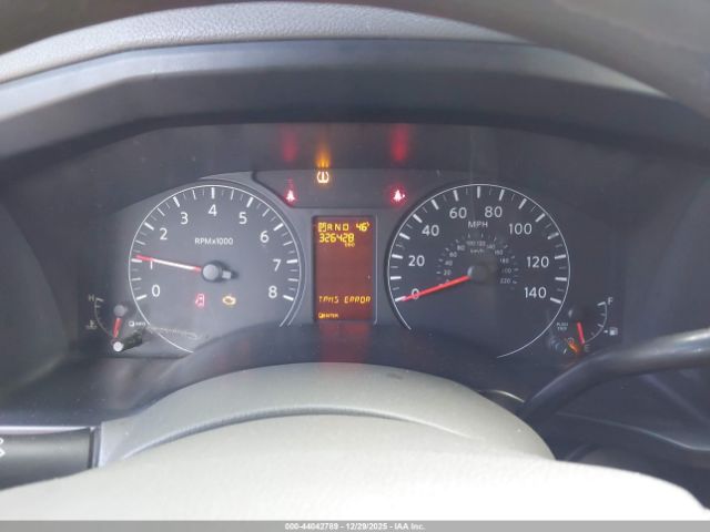 Nissan Nv Sv V6 Image 2