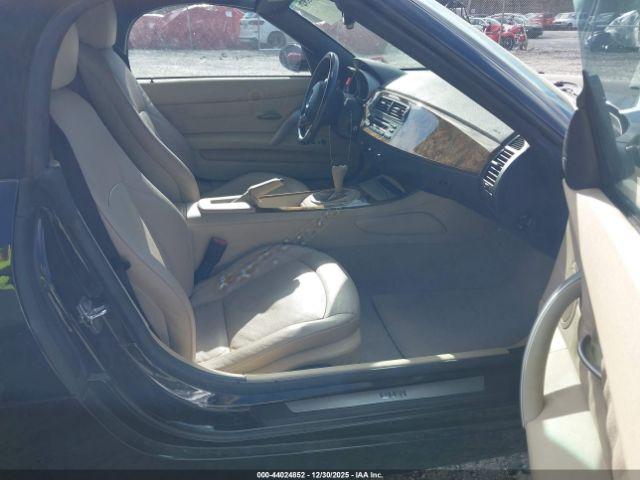 BMW Z Series 3.0i Image 8