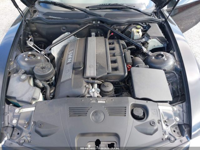 BMW Z Series 3.0i Image 2