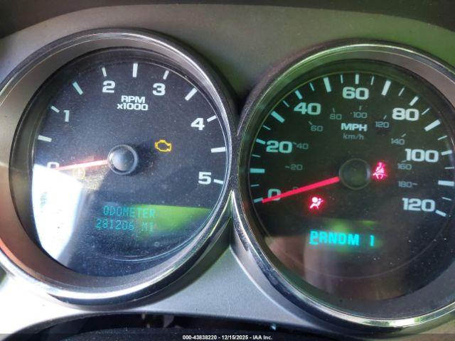 Chevrolet Silverado 2500 Lt2 Image 15