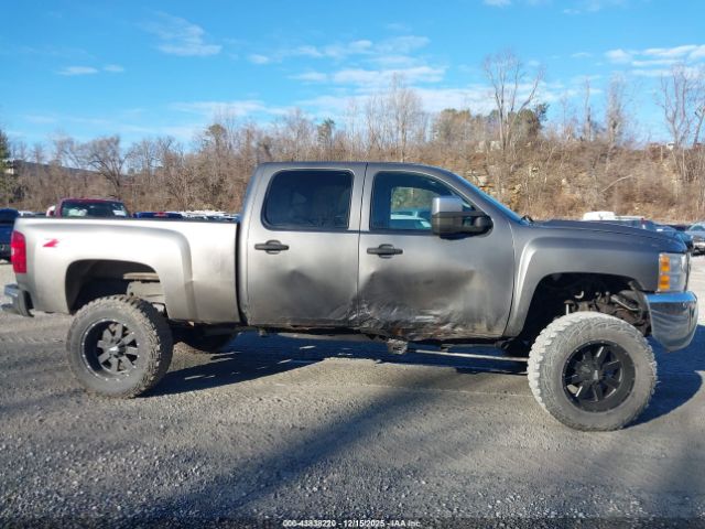 Chevrolet Silverado 2500 Lt2 Image 8
