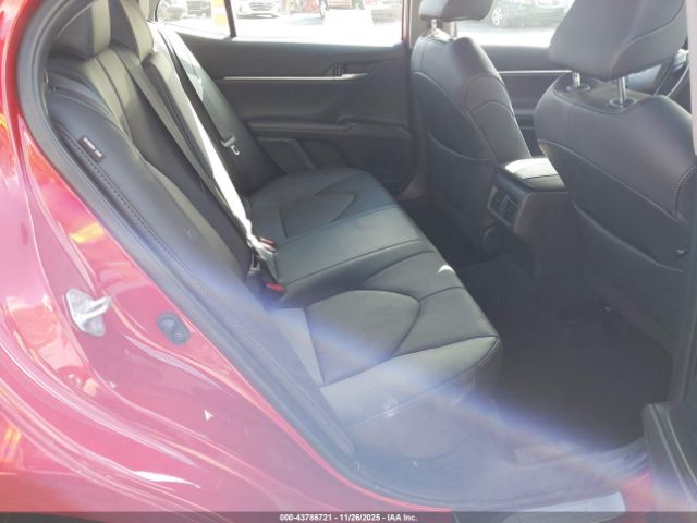 Toyota Camry Xse Image 9