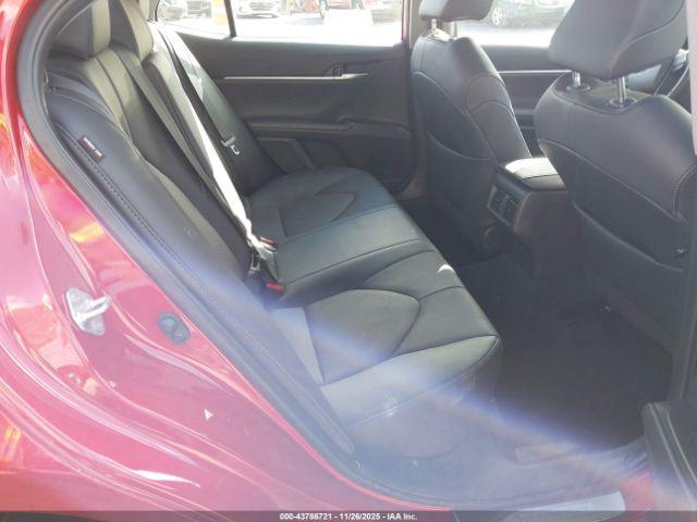 Toyota Camry Xse Image 9