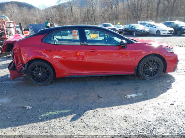 Toyota Camry Xse Image 12