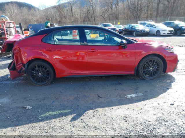 Toyota Camry Xse Image 12