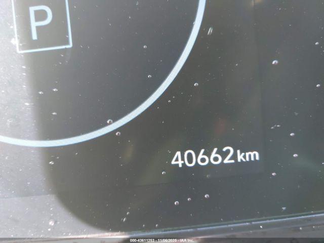 Hyundai KONA Limited Image 15