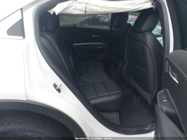 Cadillac XT4 Premium Luxury Image 3