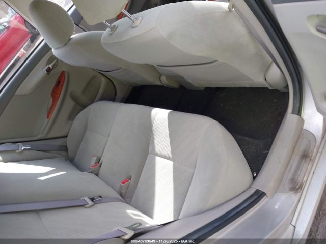 Toyota Corolla Xle Image 2