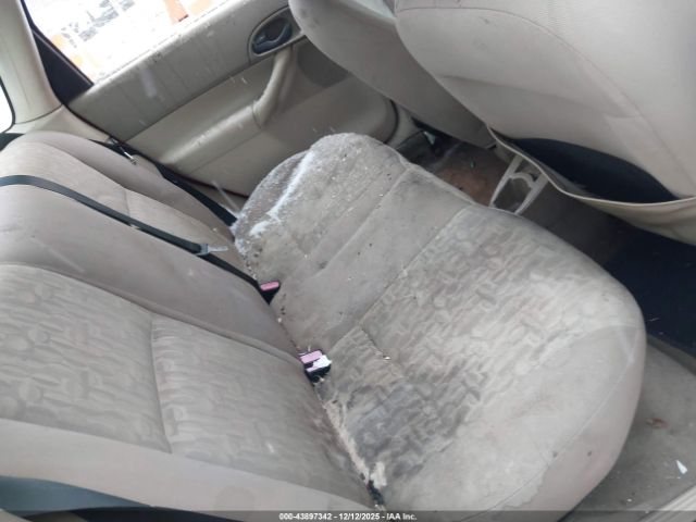 Ford Focus Zx4 Image 8