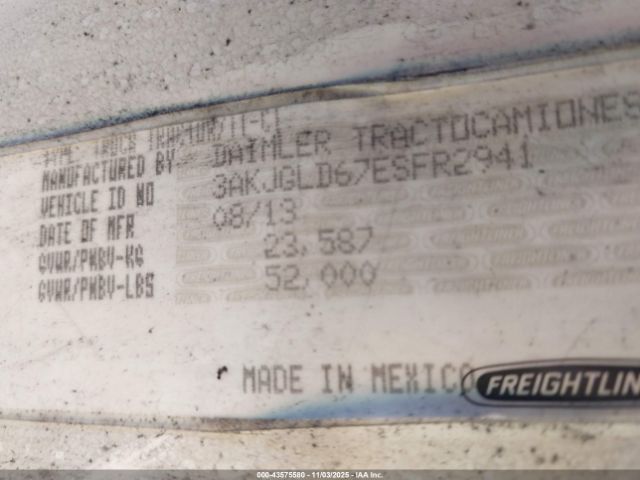 Freightliner Cascadia 125 Image 8