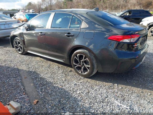 Toyota Corolla Le Image 16