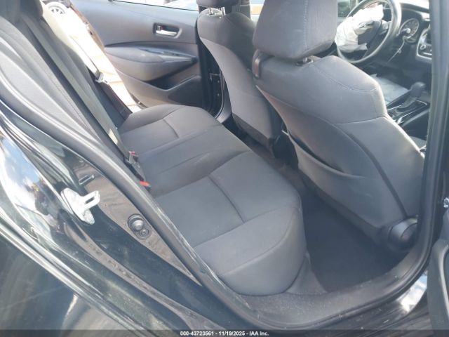 Toyota Corolla Le Image 14