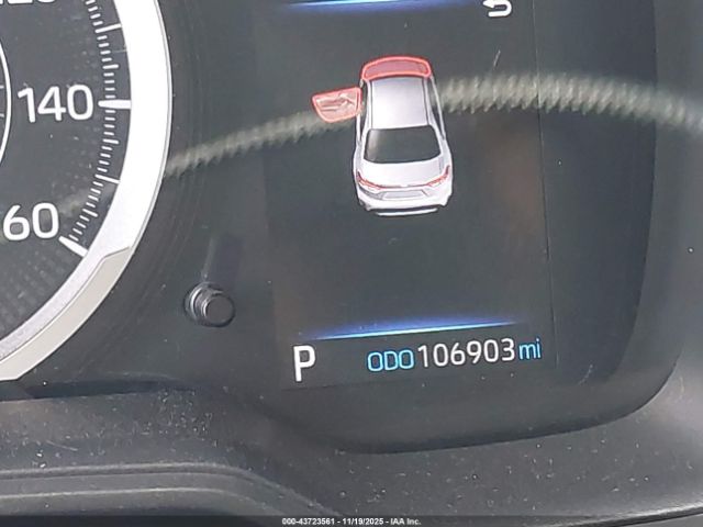 Toyota Corolla Le Image 9