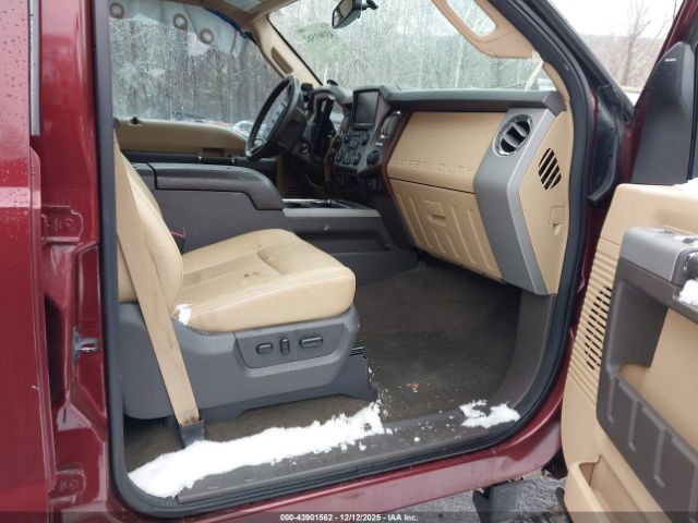 Ford F-350 Lariat Image 7