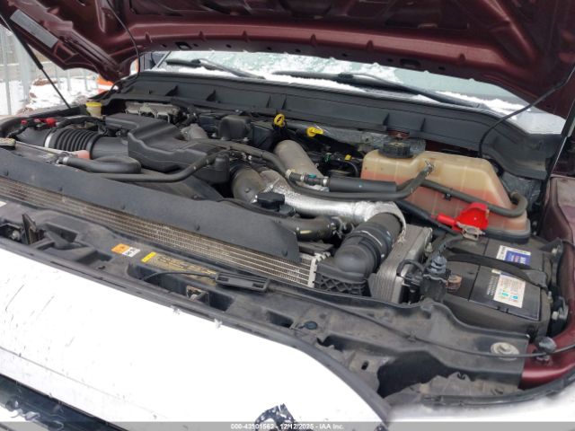 Ford F-350 Lariat Image 11