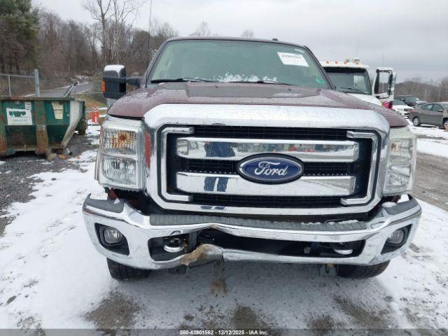 Ford F-350 Lariat Image 16