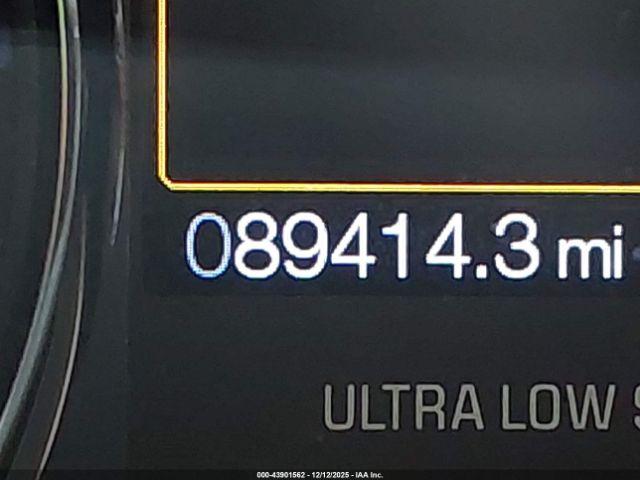 Ford F-350 Lariat Image 10