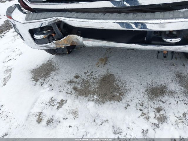 Ford F-350 Lariat Image 17