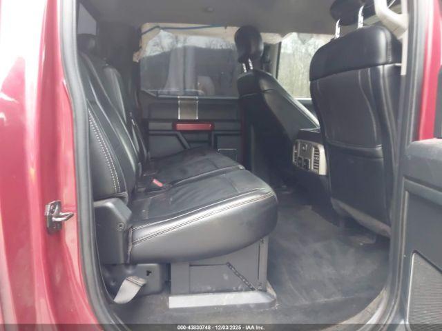 Ford F-250 Lariat Image 9