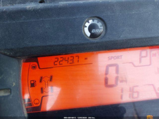 Can-Am Outlander X Mr 700 Image 5