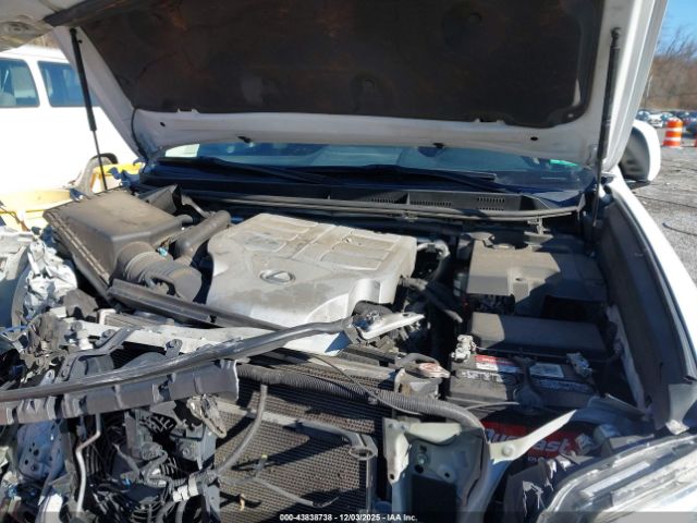 Lexus Gx Premium Image 5