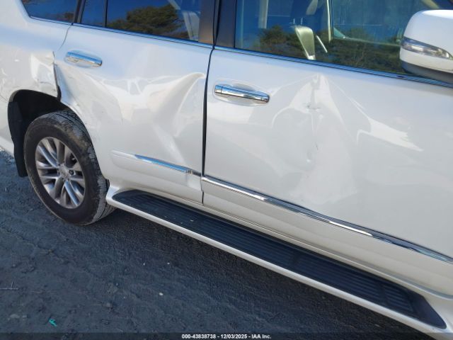 Lexus Gx Premium Image 6