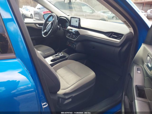 Ford Escape Se Image 4