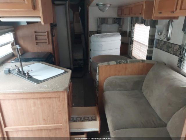 Forest River Rockwood 8313ss Image 5