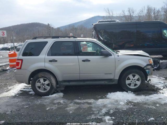 Ford Escape Xlt Image 12