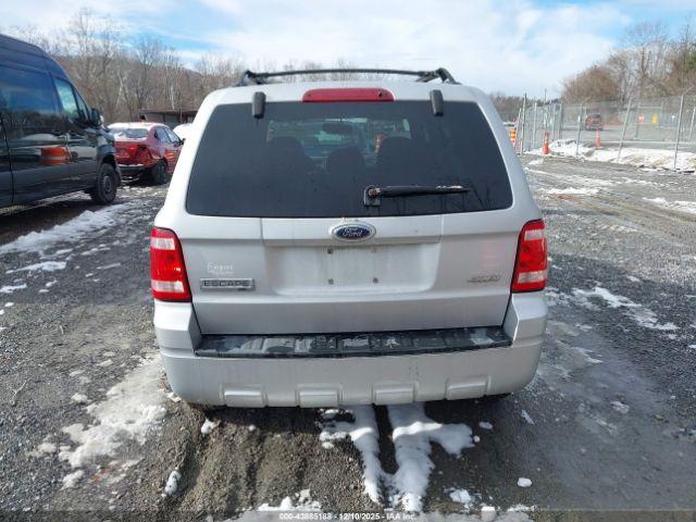 Ford Escape Xlt Image 2