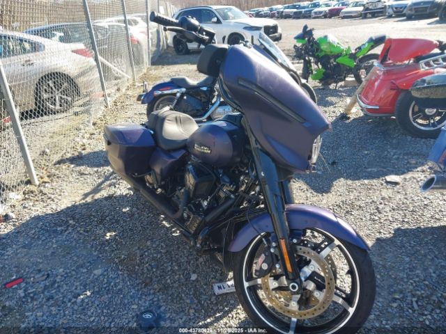 Harley-Davidson Flhx Image 1