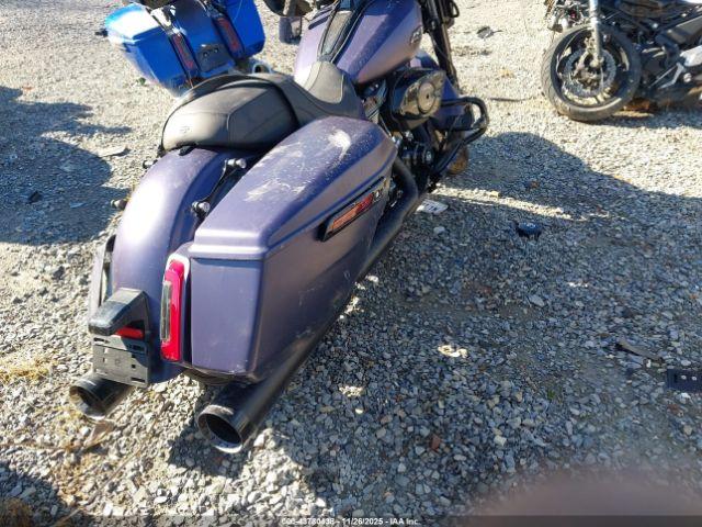 Harley-Davidson Flhx Image 12