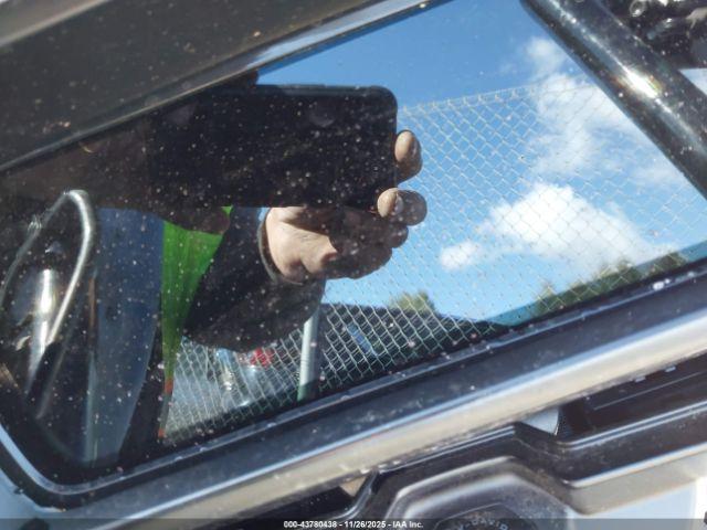 Harley-Davidson Flhx Image 4