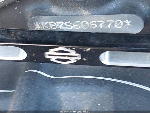 Harley-Davidson Flhx Image 5