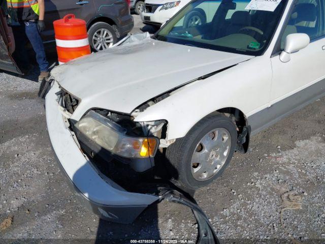 Acura RL 3.5 Image 13