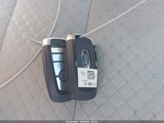 Ford Escape Active Image 14