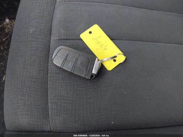 Chrysler 200 Limited Image 10