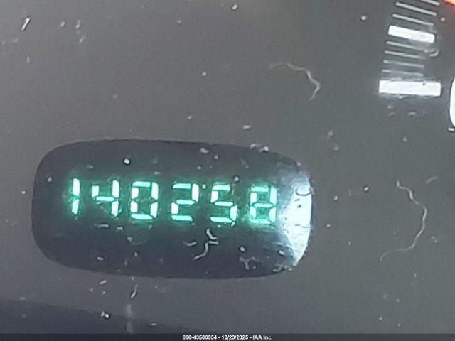 Chrysler Concorde Lx Image 8