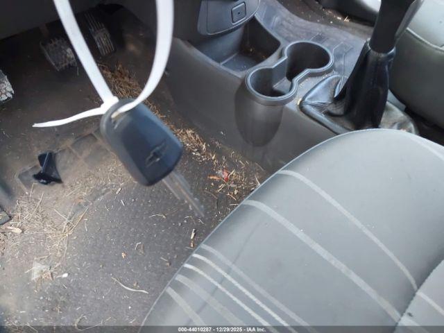 Chevrolet Spark Ls Manual Image 11