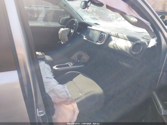 Toyota Tacoma Sr5 V6 Image 16