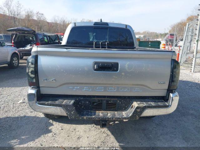 Toyota Tacoma Sr5 V6 Image 14