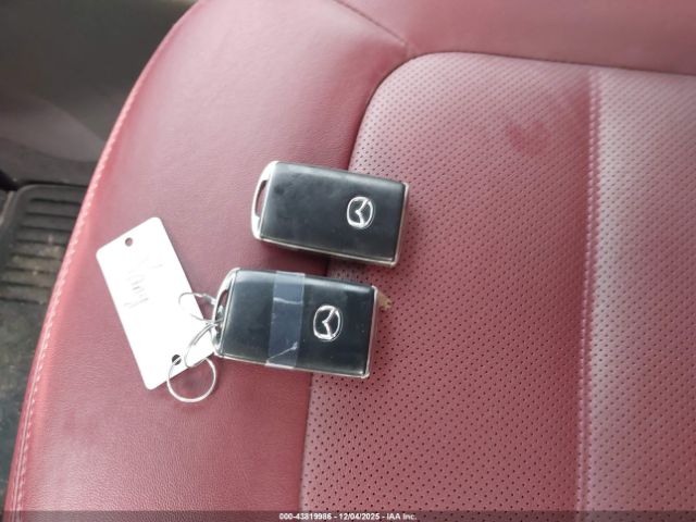 Mazda Cx 2.5 S Carbon Edition Image 12