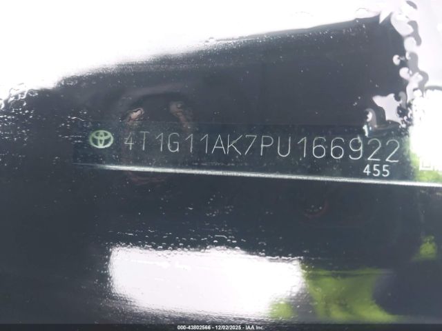 Toyota Camry Se Image 19