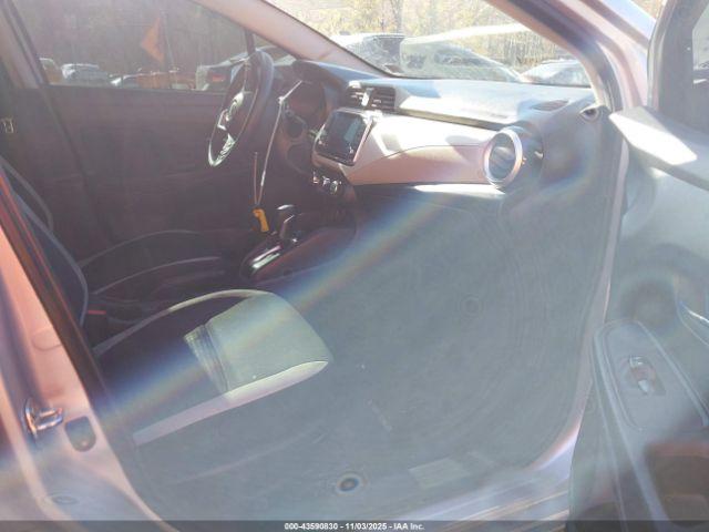 Nissan Versa Sv Xtronic Cvt Image 14