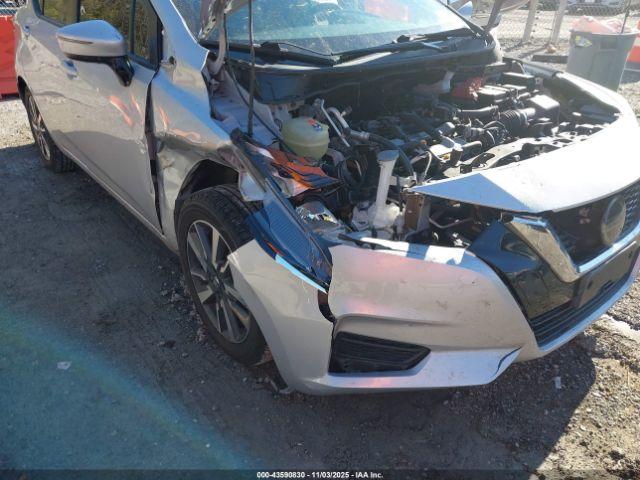 Nissan Versa Sv Xtronic Cvt Image 11