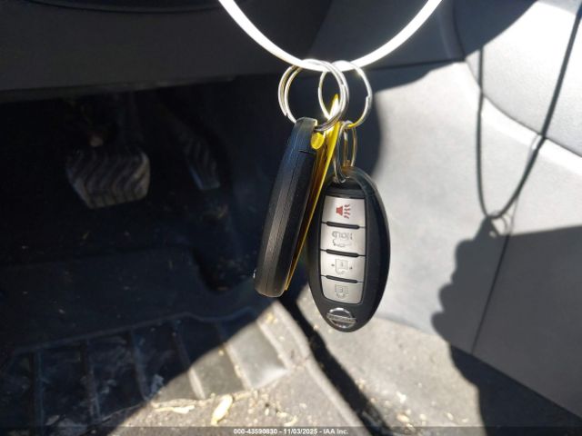 Nissan Versa Sv Xtronic Cvt Image 8