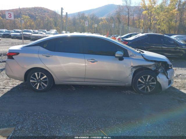 Nissan Versa Sv Xtronic Cvt Image 9